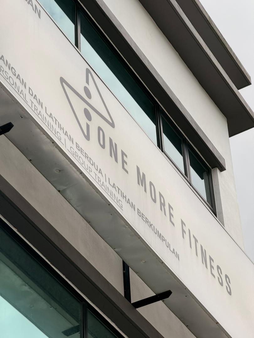 <span style="color: purple;">ONEMORE Fitness |Ulu Tiram |1 on 1 coach - 3 Session +(10 Protein Sachets) </span> - Image 2