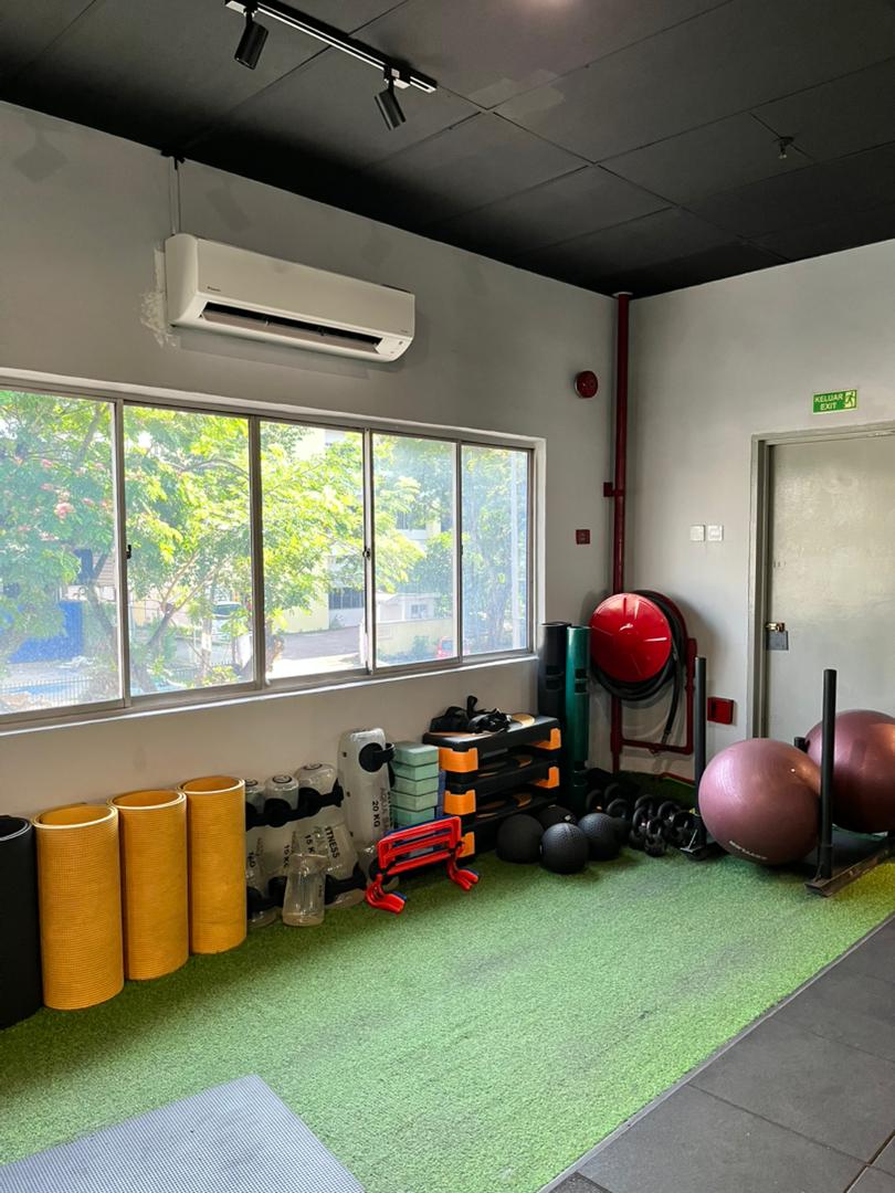 <span style="color: purple;">Mammoth Fitness |Kepong |1 on 1 coach - 1+1 Session</span> - Image 7